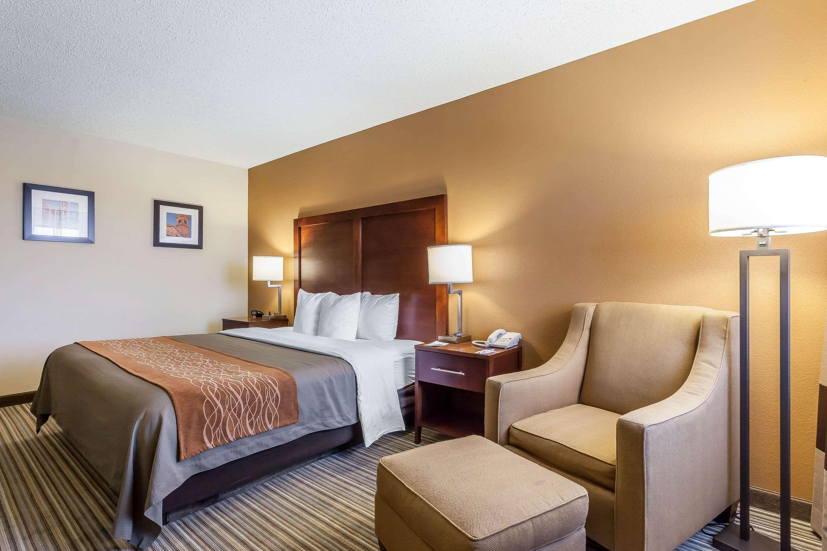 Comfort Inn - Hall Of Fame Canton Exterior foto